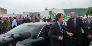 Retalla, que sempre queda alguna cosa