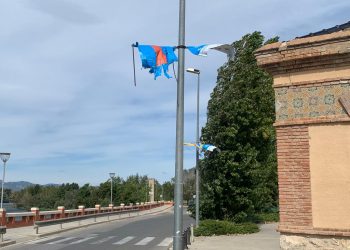 Truqueu a la porta, però no embruteu