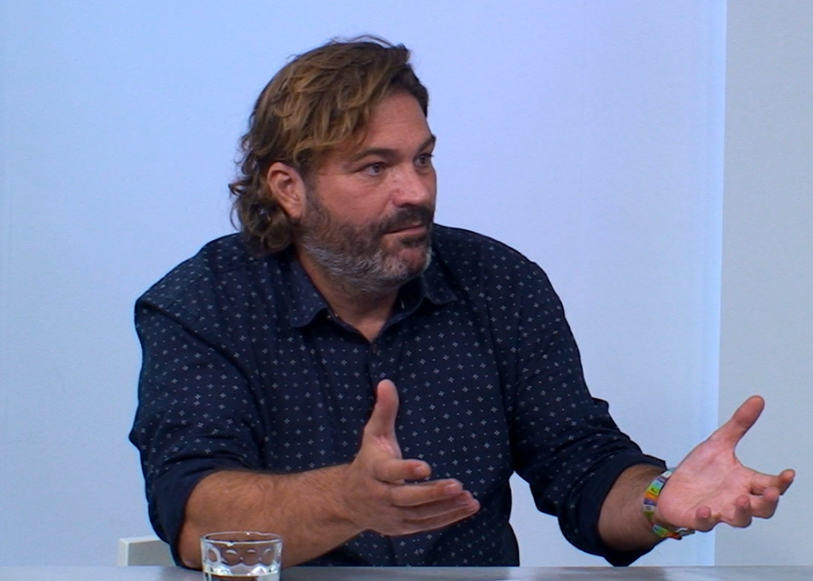 Masià: ‘Paguem el doble per la neteja i la jardinera d’Amposta, no sé si és bona gestió’