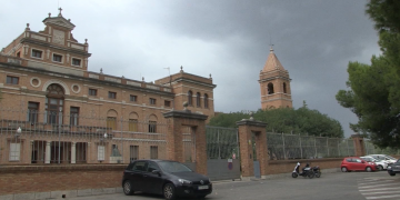 Confinen 13 grups del Sagrada Família, tres de l’institut Dertosa i dos de les Teresianes