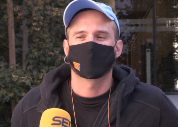 Els veïns del Poblenou: ‘Ja hem esperat prou anys i no ens queda massa paciència’