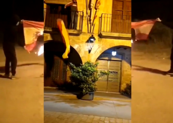 L’alcalde de Batea no denunciarà l’acció contra la bandera espanyola de l’Ajuntament