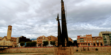 ‘L’ominosa ferralla del monument franquista’, per Lluís Martín Santos