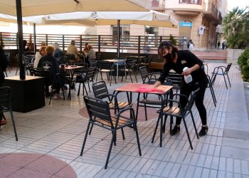 📷 L’afluència cau al centre comercial de Tortosa amb restauradors i botiguers preocupats per la recomanació de no sortir
