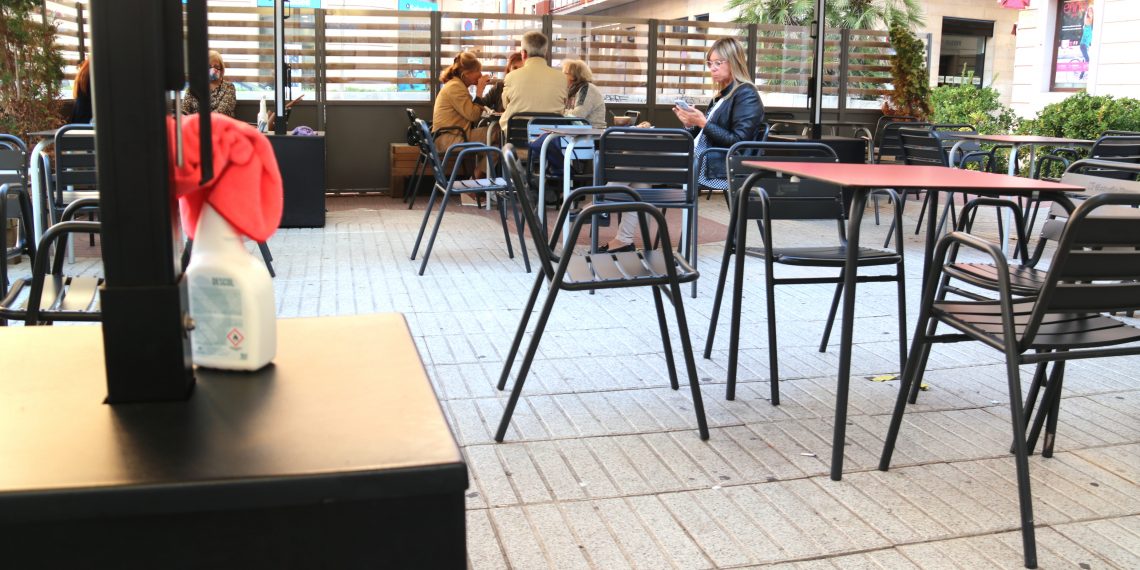 📷 L’afluència cau al centre comercial de Tortosa amb restauradors i botiguers preocupats per la recomanació de no sortir