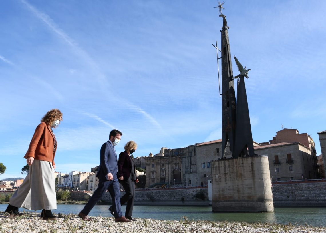 La #NdP de Justícia sobre la retirada del monument franquista de Tortosa
