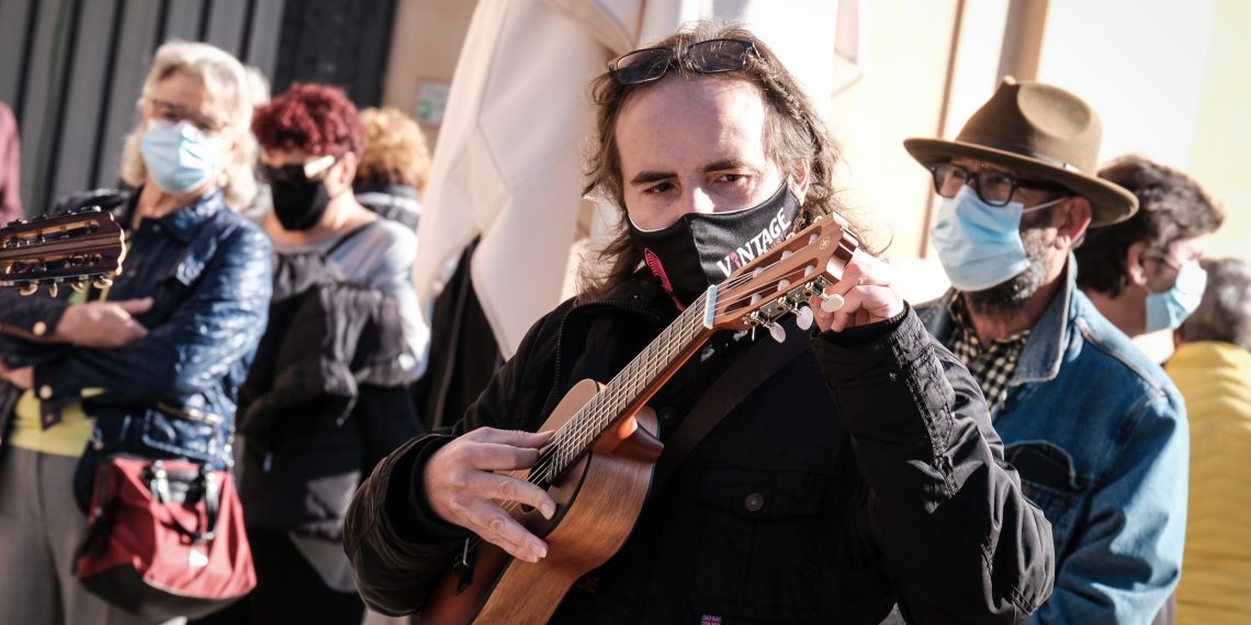 [#Fotogaleria] 📷 Així ha sigut el clam del món de la cultura ebrenca a Tortosa