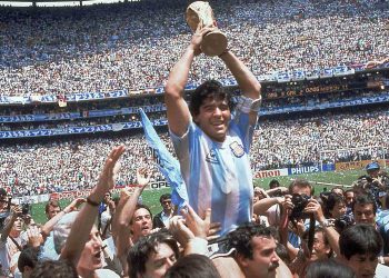 ‘L’espill de Maradona’, per Josep Obiol