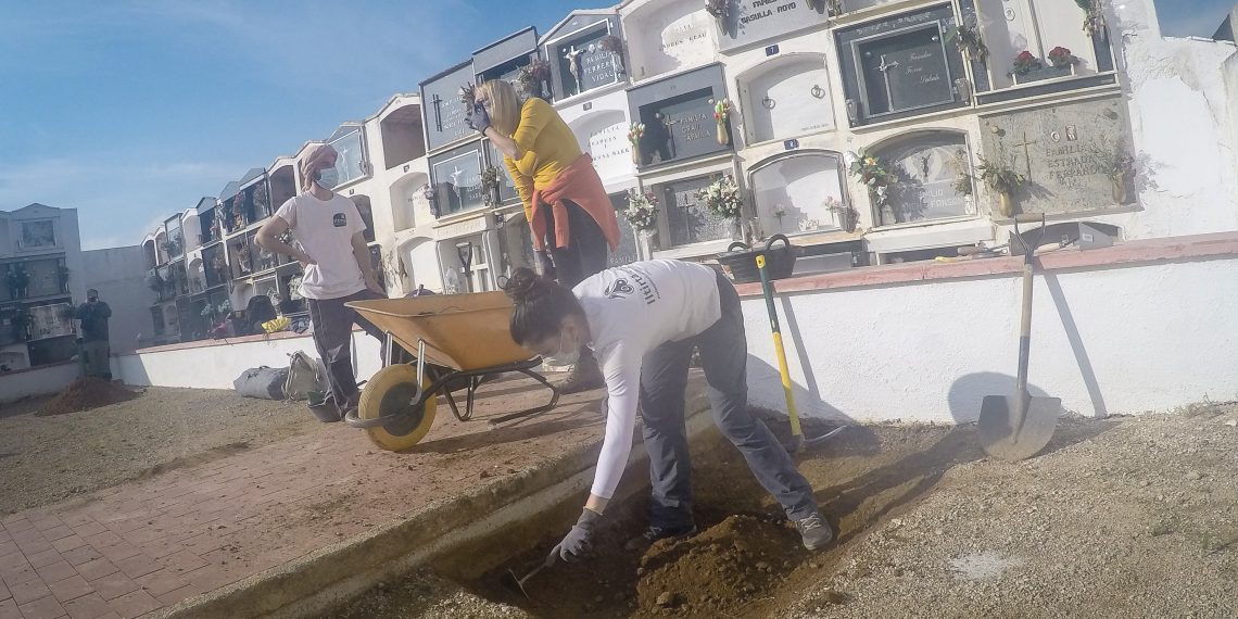 [#Fotogaleria] 📷 Exhumació a la fossa dels Reguers per buscar les restes d’un maqui