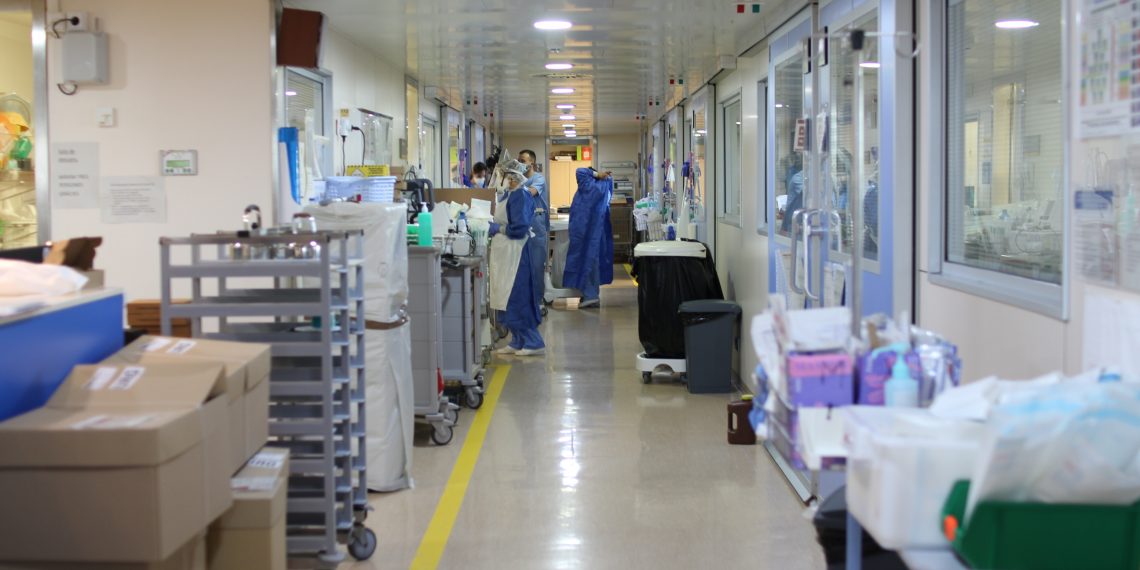 [#Fotogaleria] 📷 Així es lluita contra el coronavirus a l’hospital de Tortosa