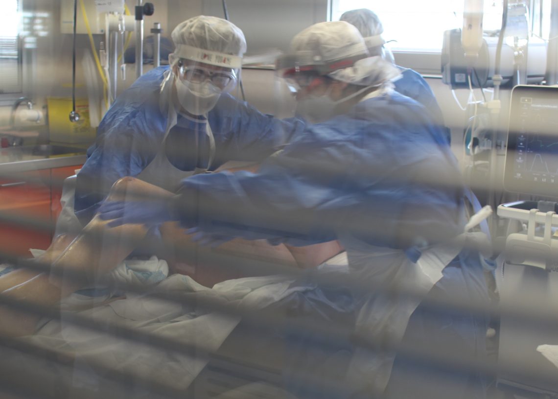 [#Fotogaleria] 📷 Així es lluita contra el coronavirus a l’hospital de Tortosa