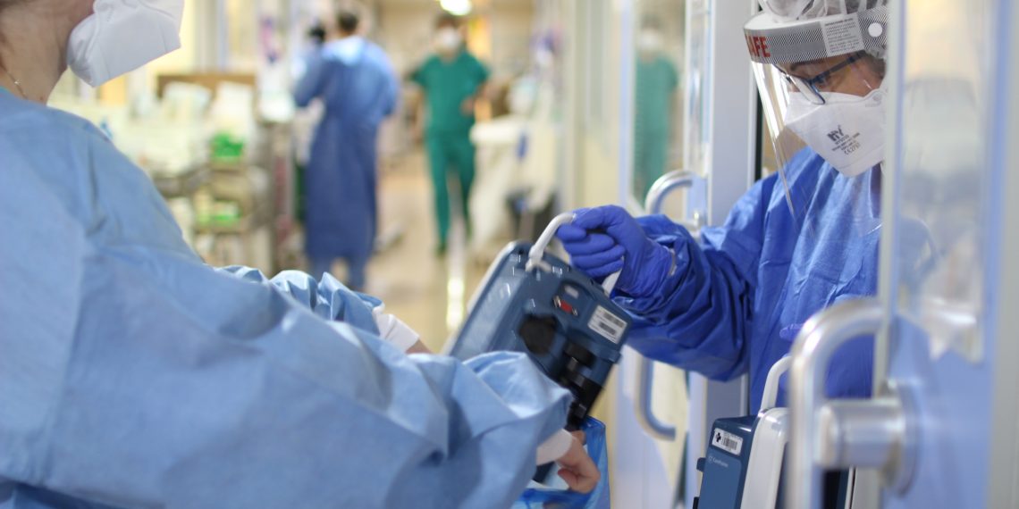 [#Fotogaleria] 📷 Així es lluita contra el coronavirus a l’hospital de Tortosa