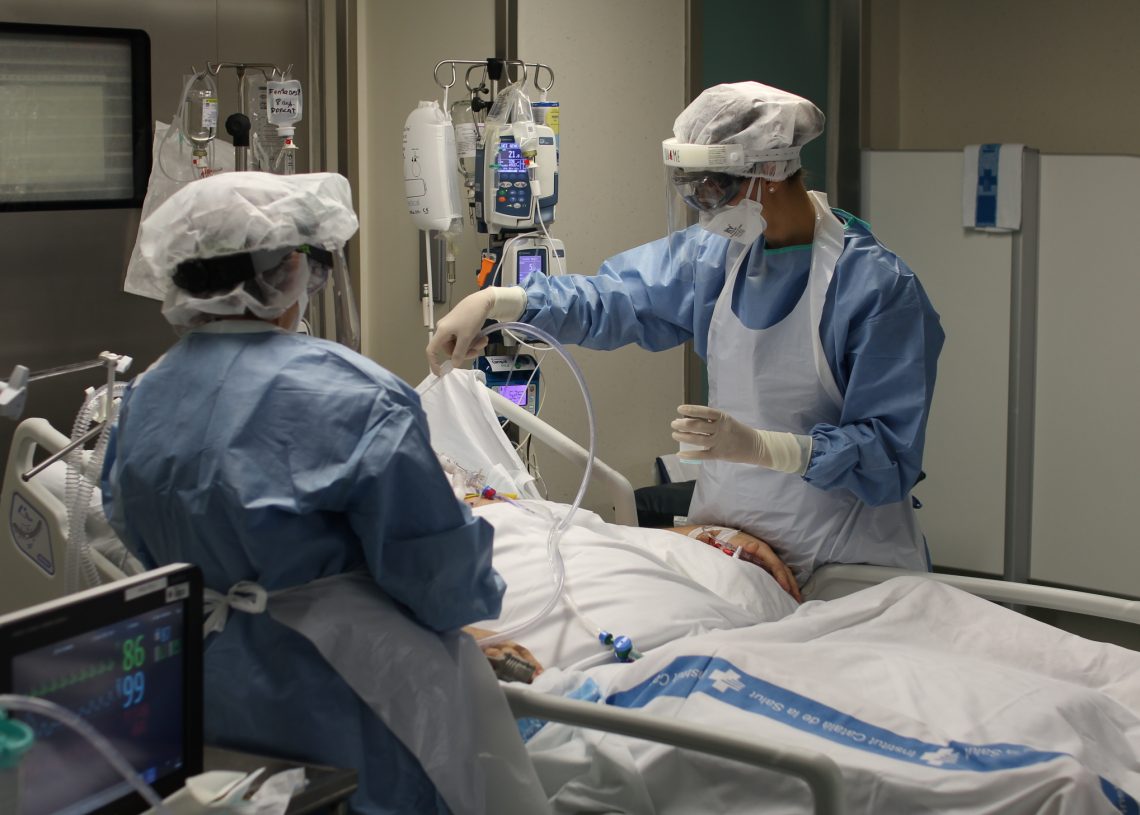 [#Fotogaleria] 📷 Així es lluita contra el coronavirus a l’hospital de Tortosa