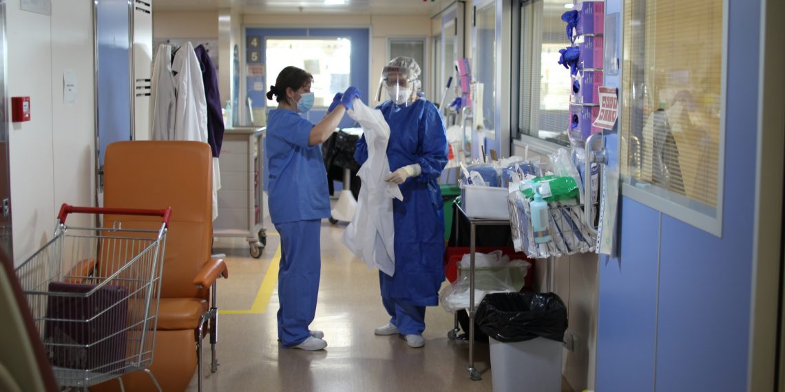 [#Fotogaleria] 📷 Així es lluita contra el coronavirus a l’hospital de Tortosa