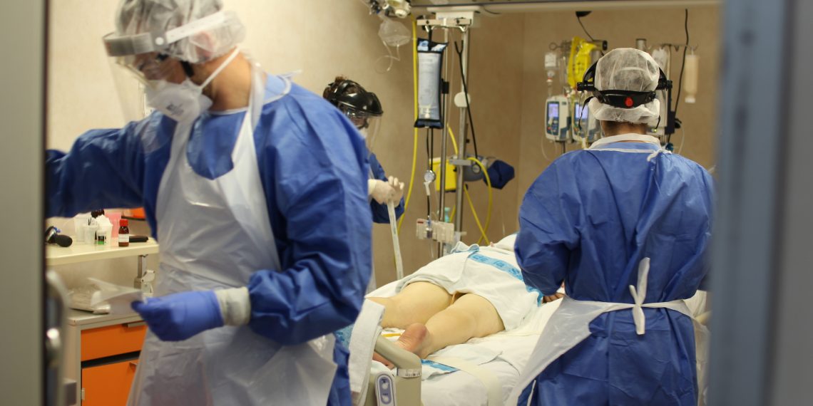 [#Fotogaleria] 📷 Així es lluita contra el coronavirus a l’hospital de Tortosa