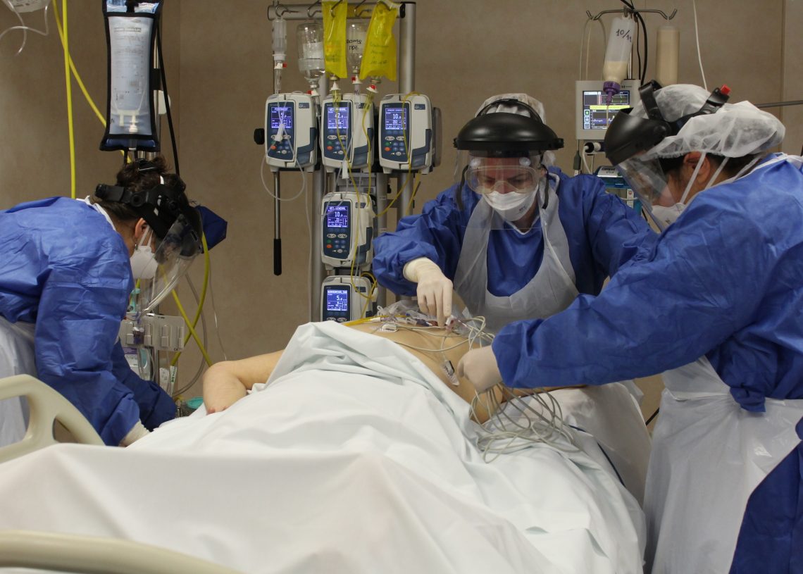 [#Fotogaleria] 📷 Així es lluita contra el coronavirus a l’hospital de Tortosa