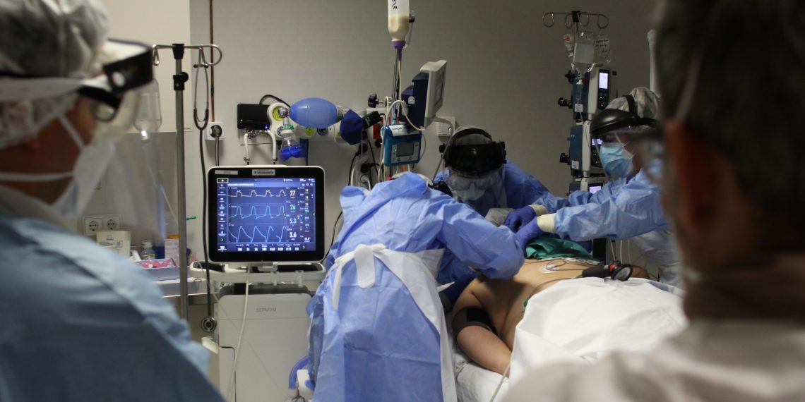 [#Fotogaleria] 📷 Així es lluita contra el coronavirus a l’hospital de Tortosa