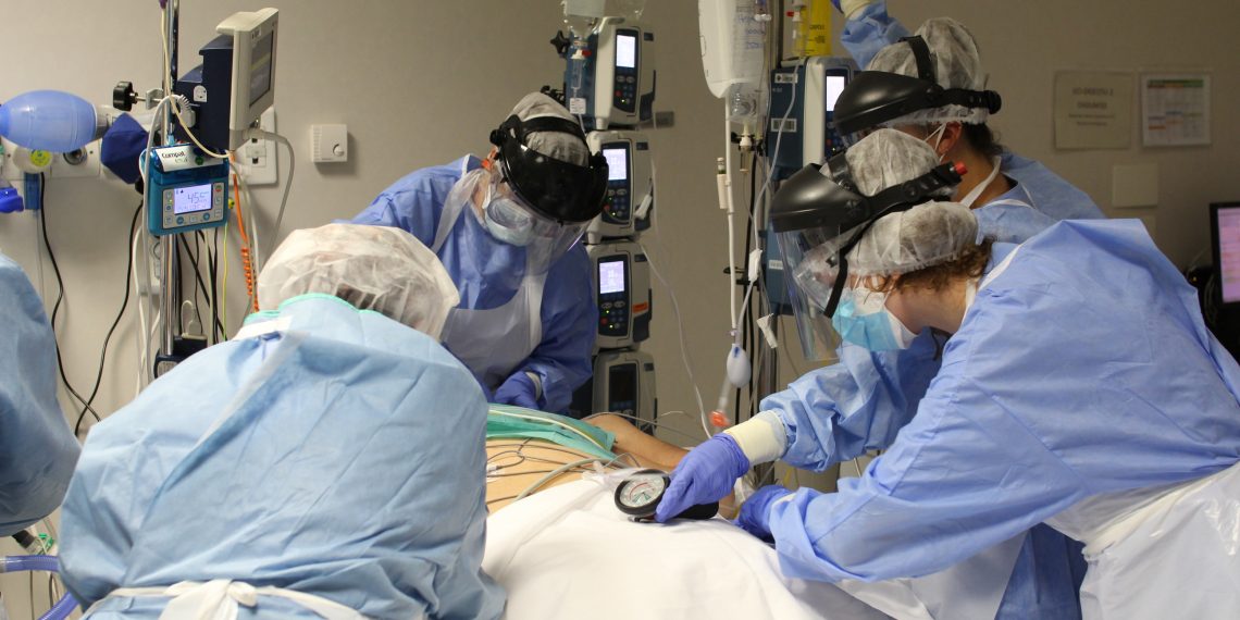 [#Fotogaleria] 📷 Així es lluita contra el coronavirus a l’hospital de Tortosa