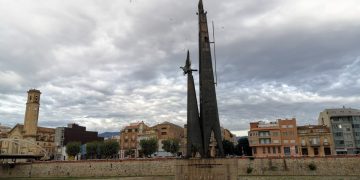 La retirada del monument franquista de Tortosa es farà durant l’estiu del 2021