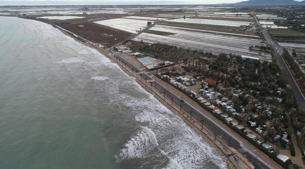 📷 Un nou temporal castiga el Delta i trenca el Trabucador i els calaixos de Buda