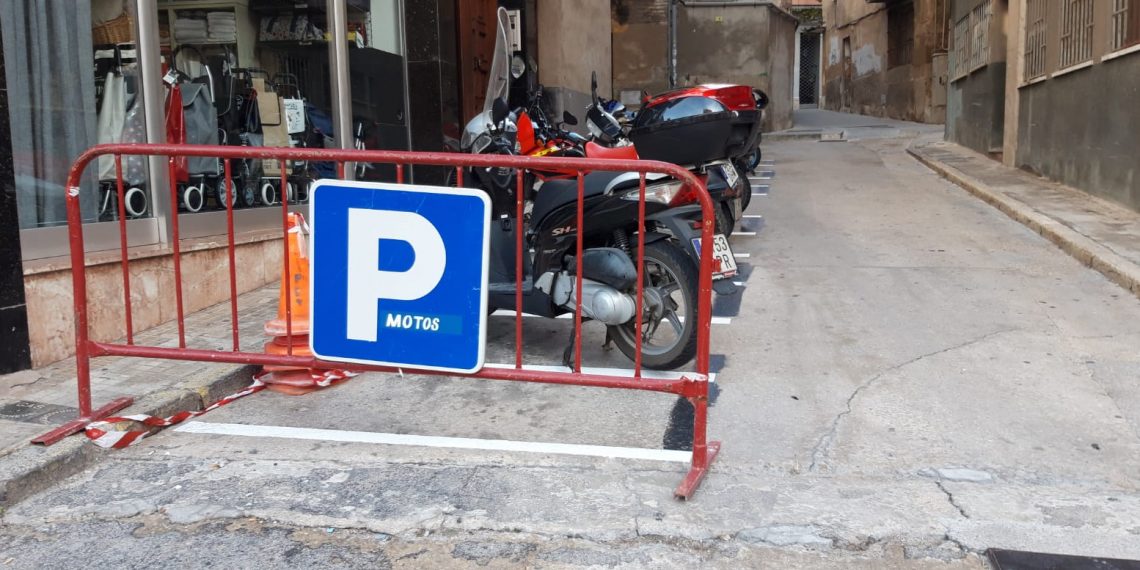📷 Així és el dispositiu per l’inici de les obres de la plaça de l’Ajuntament de Tortosa