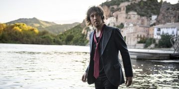 Èric Vinaixa emergeix del caos per explicar ‘La més bonica història’