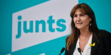 Laura Borràs guanya les primàries de JxCat amb el 75,8% dels vots i serà presidenciable el 14-F
