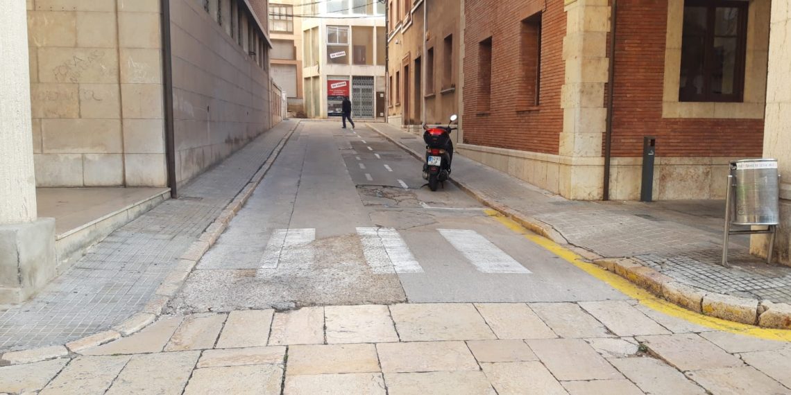 📷 Així és el dispositiu per l’inici de les obres de la plaça de l’Ajuntament de Tortosa