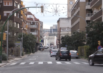 Tortosa renova l’enllumenat de l’avinguda Colom i anuncia més obres a la via pública