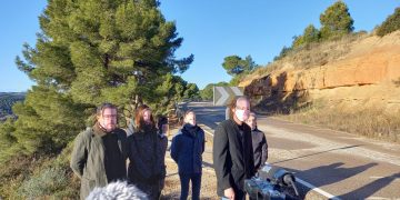 Terra Alta Viva retreu al Govern l’incompliment de frenar la massificació eòlica