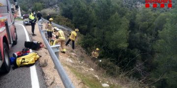 Rescaten un motorista que havia caigut per un talús de 15 metres a Paüls