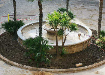 Movem demana conservar la font de la plaça de l’Ajuntament en un altre lloc de la ciutat