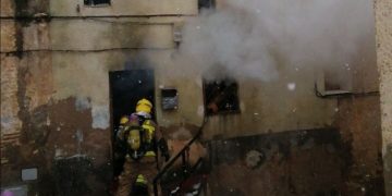 Mor una persona en l’incendi d’una casa a Garcia