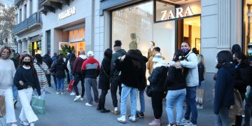 Relaxar, maldar, restringir