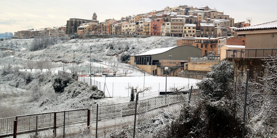 [#Fotogaleria] La neu deixa paisatges de postal en alguns municipis de l’Ebre i Tarragona