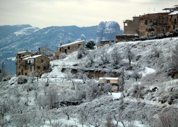 [#Fotogaleria] La neu deixa paisatges de postal en alguns municipis de l’Ebre i Tarragona