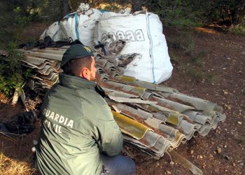 La Guàrdia Civil localitza un dipòsit il·legal d’uralita amb amiant a Campredó