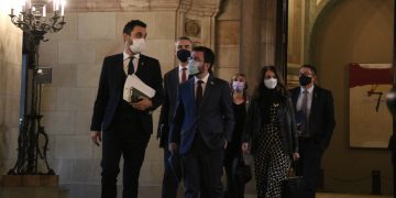 El Govern proposa als partits ajornar les eleccions i celebrar-les el 30 de maig