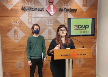 La CUP de Tortosa exigeix més polítiques feministes i empadronar les dones migrants
