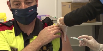Vacunen els Mossos a l’Ebre, amb la previsió d’immunitzar-ne més del 80% del cos