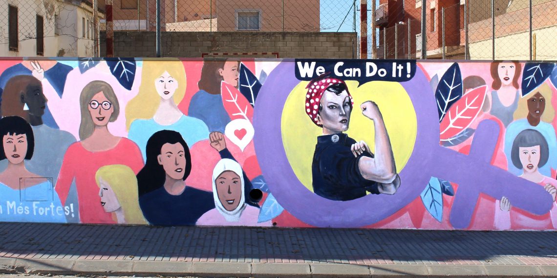 📷 La Terra Alta reivindica amb 12 murals el paper de la dona al llarg de la història
