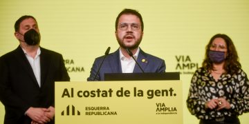 ERC dóna per feta la presidència i Aragonès exigeix a Sánchez negociar ‘un referèndum sense repressió’