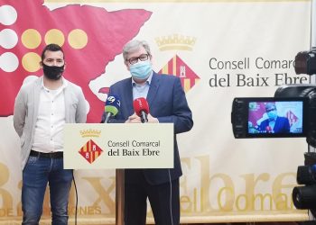 Accedir en transport públic al campus de Tortosa, una missió gairebé impossible