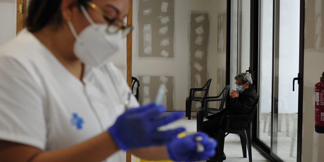 [#Fotogaleria 📷] Així avança la vacunació contra el coronavirus a les Terres de l’Ebre