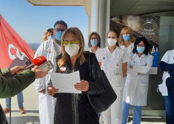Concentració a l’hospital de Tortosa per la jornada de vaga del sector de sanitat i serveis