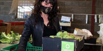 Reinventar-se per la covid: de cuinar producte ebrenc a portar-lo arreu