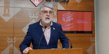 Tortosa esponja els actes culturals per Sant Jordi, amb restriccions i llibres al carrer