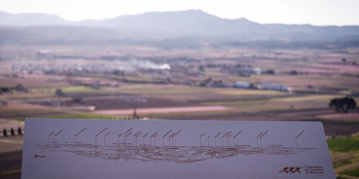 Ribera d’Ebre: esclat de bellesa i de memòria