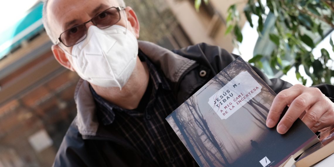 [#Fotogaleria 📷 ] Primeres estampes de Sant Jordi als carrers de Tortosa i Amposta