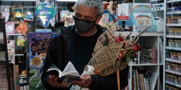 [#Fotogaleria 📷 ] Primeres estampes de Sant Jordi als carrers de Tortosa i Amposta